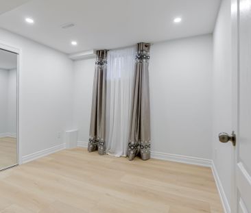 For Lease - 45 Del Francesco Way, Vaughan, Ontario - Photo 4