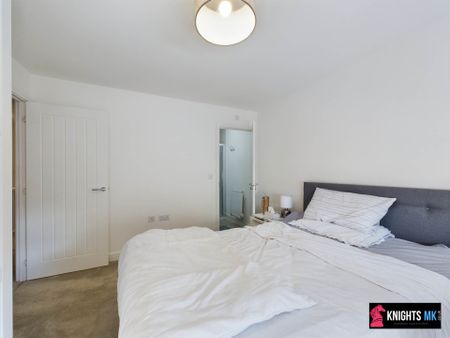 Price £2,000 pcm - Available 02/12/2025 - Furnished - Photo 5