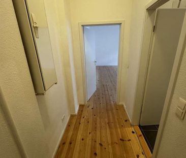 Ruhig gelegen - 1-Zimmer Wohnung in toller Kiezlage zu vergeben! - Photo 3