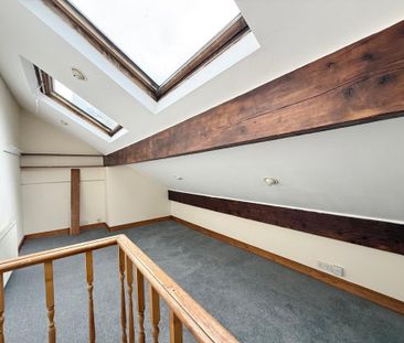 2 bedroom terraced house to rent - Photo 2