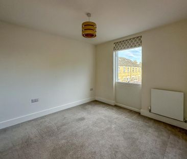 3 bedroom detached house to rent - Photo 3