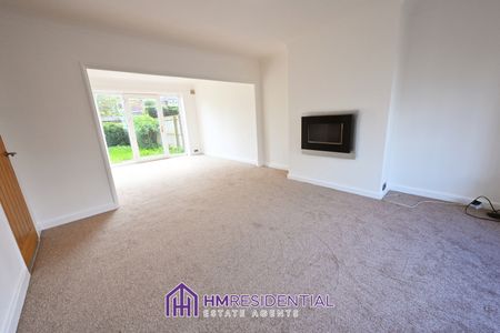 4 bedroom Semi Detached for rent on Montague Avenue, Gosforth, Newcastle Upon Tyne, NE3 4SB. Available 13/05/2026 £1695.00 pcm - Photo 2