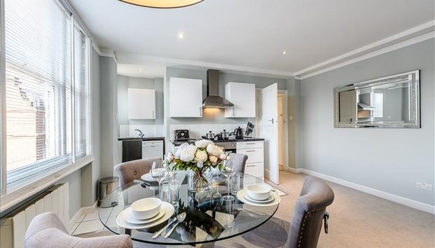 1 bedroom flat to rent - Photo 1