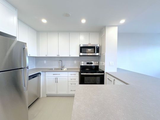 For Lease - 12 Rockford Road Unit# 510, Toronto, Ontario - Photo 1