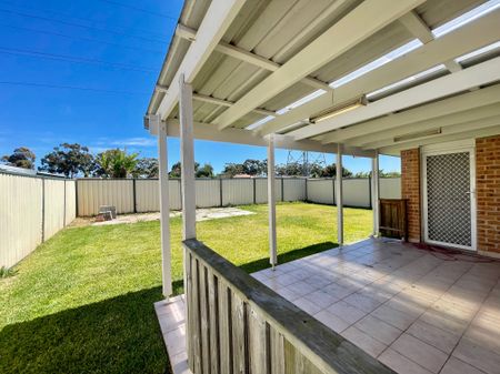 3 Bedroom Family Home in Green Valley - Photo 4
