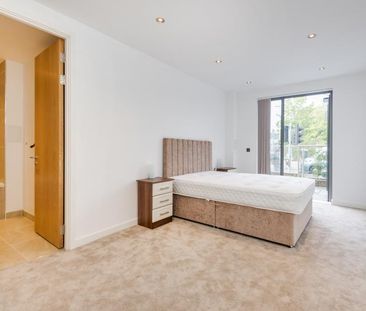 2 bedroom flat to rent - Photo 5