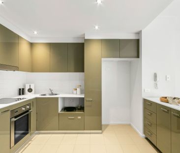 Stunning City Living with Breathtaking Views - Photo 6