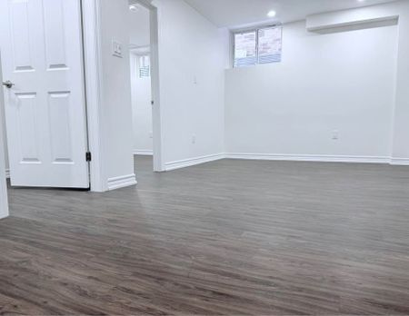 For Lease - 6 Camill Avenue, Ajax, Ontario - Photo 5