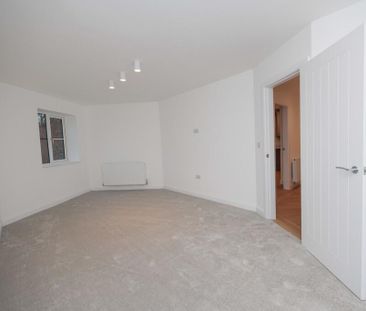 3 bedroom detached house to rent - Photo 6