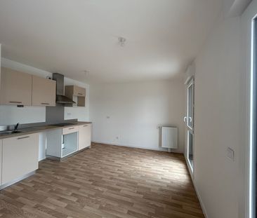 Location Appartement 2 pièces 43m² - Photo 2