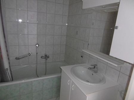 Location Appartement 3 pièces 84m² - Photo 4