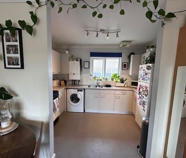 1 Bed Flat, Shepherds Bush, W12 - Photo 4