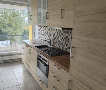 Attraktive 3 Zimmerwohnung in Basel - Photo 2