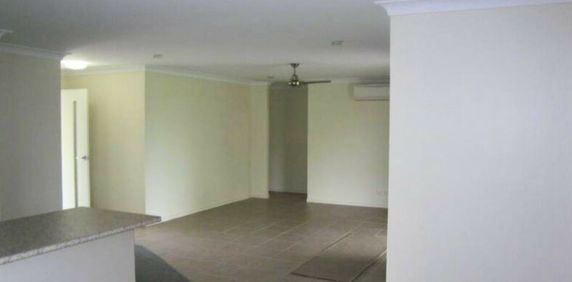 Stunning Family Home in Eimeo - 67 Village Circuit - Photo 2