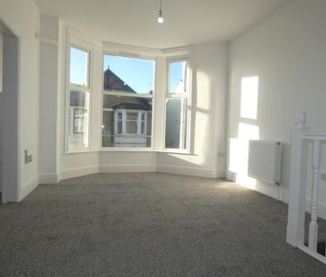 2 bedroom property to rent - Photo 2