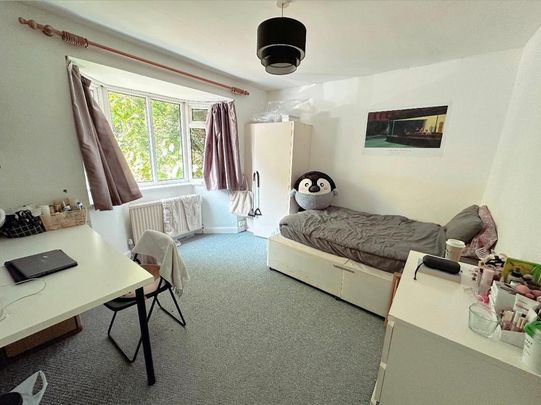 5 bedroom house to rent - Photo 1