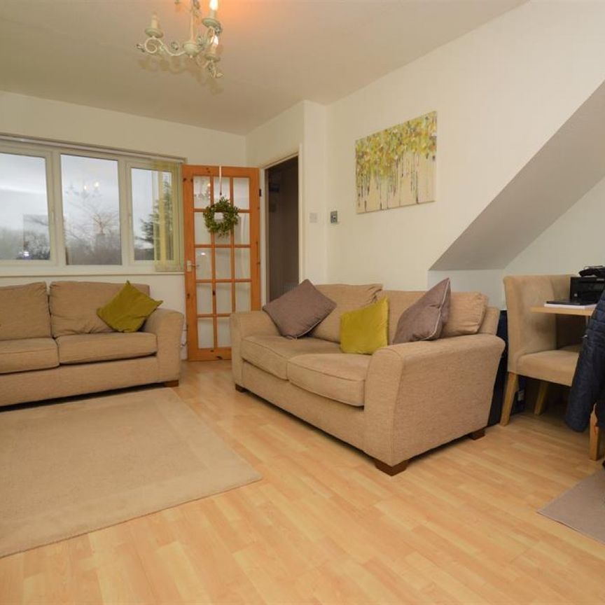 2 bedroom House To Let - Photo 1