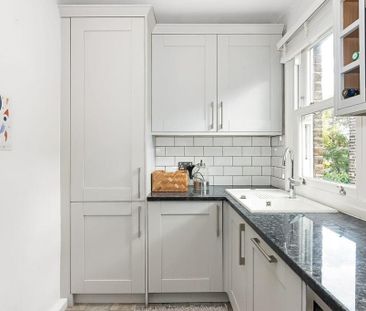 3 bedroom maisonette to rent - Photo 3
