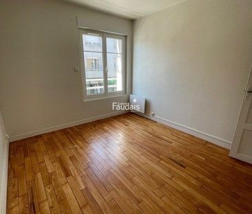 Location Appartement 3 pièces 69m² ST LO 50000 - Photo 3