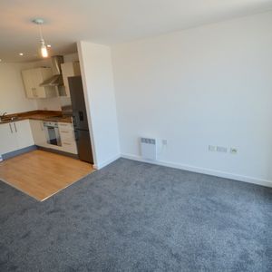2 bedroom apartment to rent - Photo 2