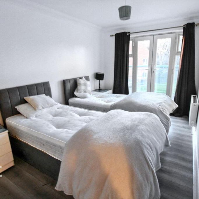 2 bedroom apartment to rent - Photo 1