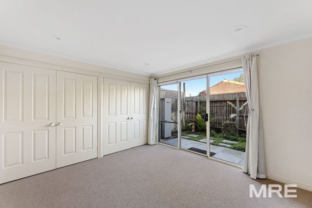 16 Jones Street, Brunswick - Photo 1