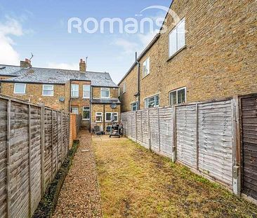 Rockingham Road, Uxbridge, UB8 - Photo 6