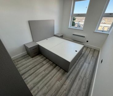 3 bedroom flat to rent - Photo 5