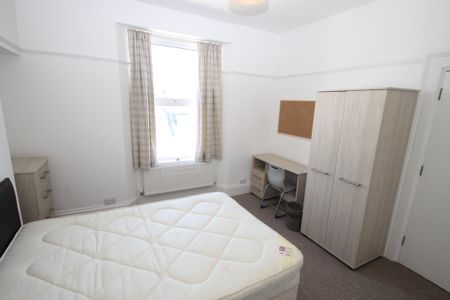 5 Bedroom | 65 Houndiscombe Road, PL4 6HB - Photo 2