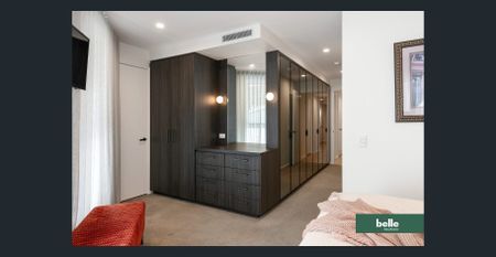 Luxurious Inner-City Living in Award-Winning MILA Residences - Photo 5