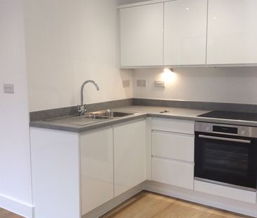 1 Bed Flat, Alexander House, M16 - Photo 5