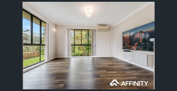 The Dream Family Home – Space, Style & a Sparkling Pool Oasis! - Photo 1