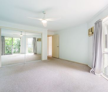 2/40 Government Road, Labrador QLD 4215 - Townhouse For Rent | Domain - Photo 3