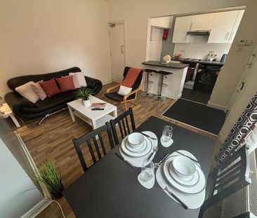 3 bedroom end of terrace house to rent - Photo 6