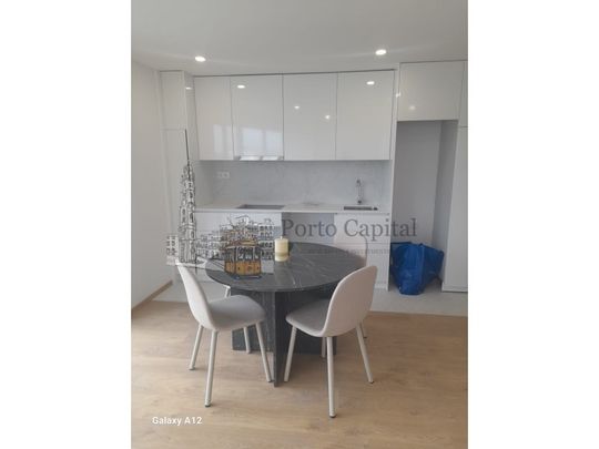 Apartamento T1 em Porto - Foto 1