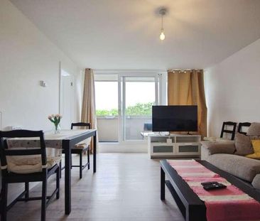 Green Dragon Lane, Brentford, TW8 - Photo 2