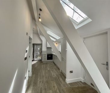 Cedar Wood Court, Off Chorley New Road, Overdale Drive - Photo 5