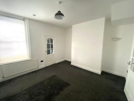 2 bedroom house to rent - Photo 2