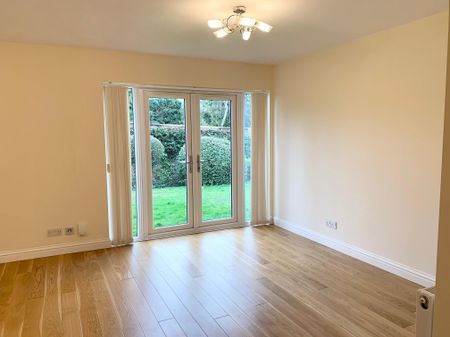 Stratford Road, Watford - Photo 2