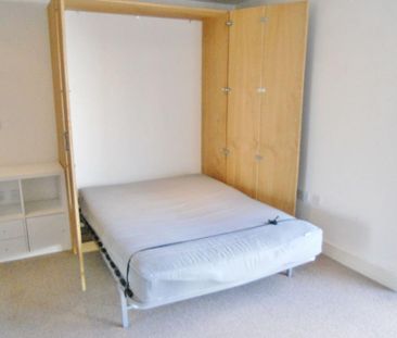 Studio to rent - Photo 5