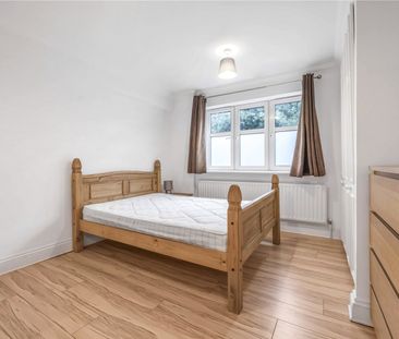 Kennington Lane, London, SE11 5QN - Photo 2
