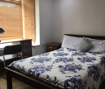 6 bedroom house to rent - Photo 2