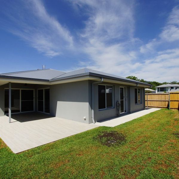 Korora, 9 Trevally Street - Photo 1