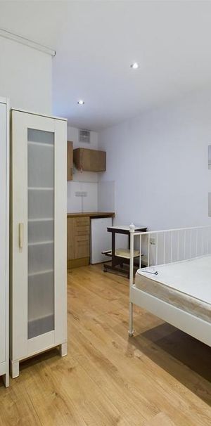 1 bedroom flat to rent - Photo 1