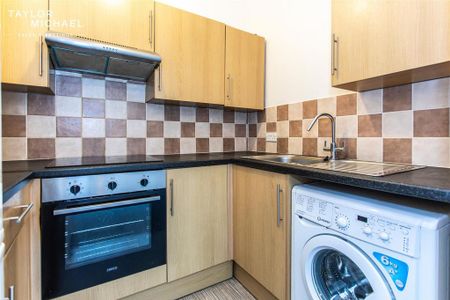 1 bedroom flat to rent - Photo 5