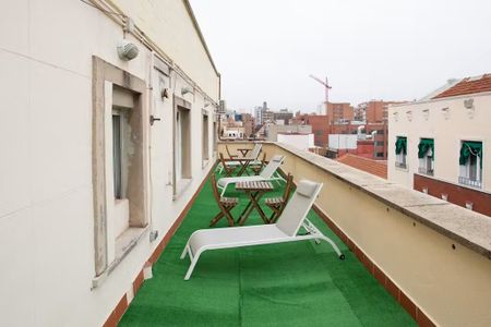 Calle de la Infanta Mercedes, Madrid, Community of Madrid 28020 - Foto 2