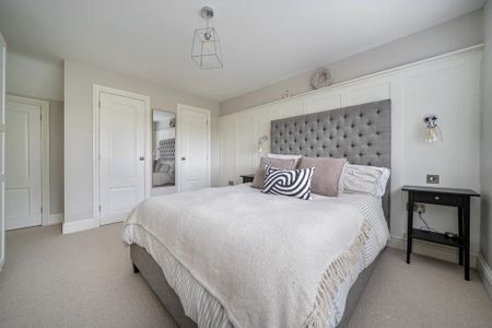 3 bedroom detached house to rent - Photo 3