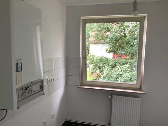 Willkommen Zuhause: praktische 3-Zimmer-Wohnung für handwerklich Begabte! - Foto 1