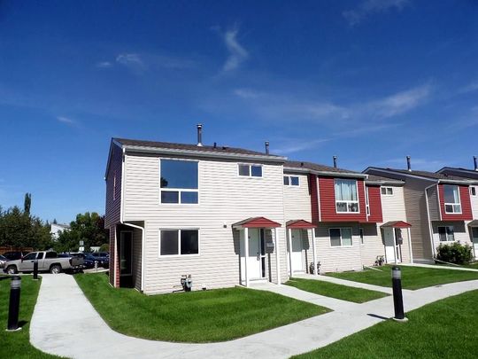 51 - 5425 Pensacola Crescent, Calgary - Photo 1