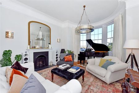 3 bedroom maisonette to rent - Photo 2